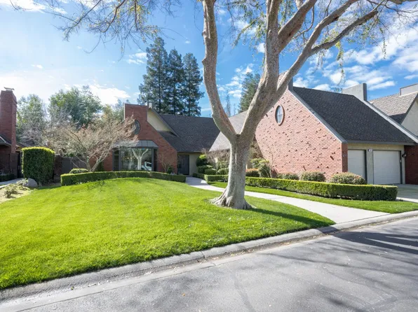 2555 W Bluff Ave Unit 143, Fresno, CA 93711