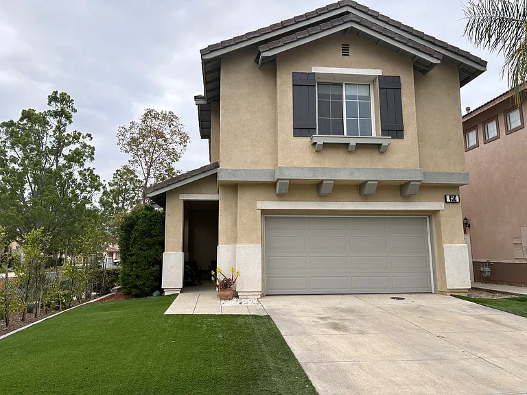 450 Arborwood St — Photo 1
