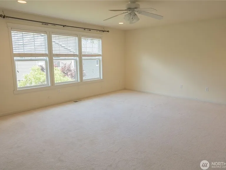 22306 NE 100th Way — Photo 14