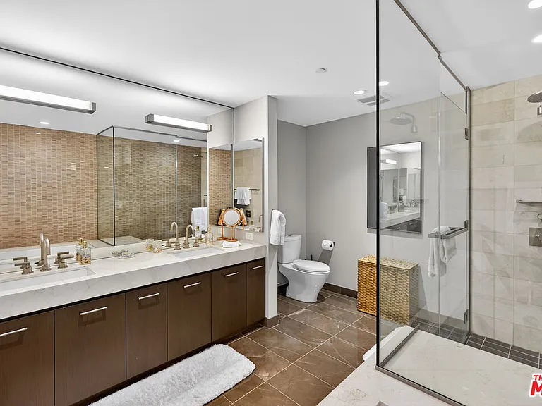1755 Ocean Ave #702 — Photo 22