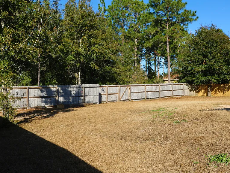 8308 Miranda St — Photo 19