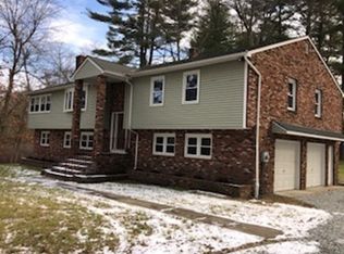 379 Porter Rd, East Longmeadow, MA 01028