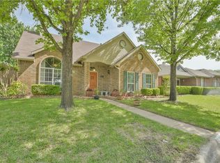 2034 Oak Creek Ct, Garland, TX 75040