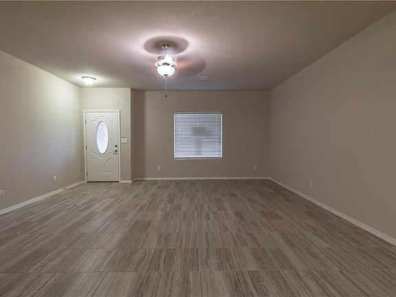 4th image of 14272 Russ Leach Ave