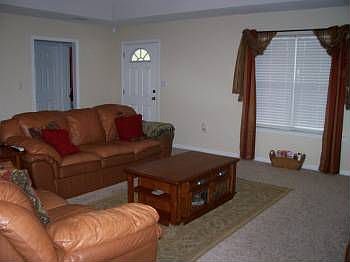 3rd image of 4076 Grande Oaks Dr