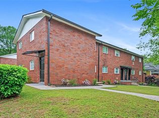 1060 Oak St SW, Atlanta, GA 30310