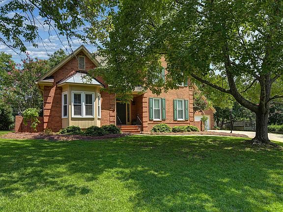 2nd image of 1003 Woodleaf Ct