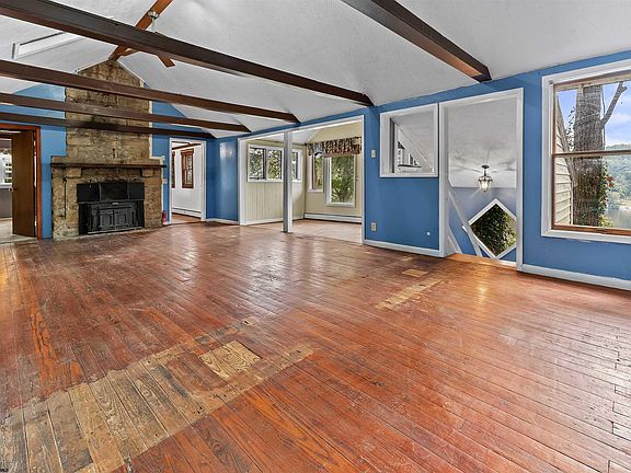 18th image of 158 Rockley Rd
