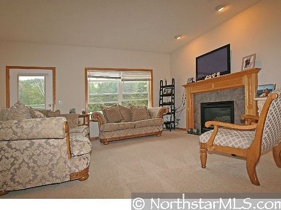 4th image of 26935 Bayshore Dr NW