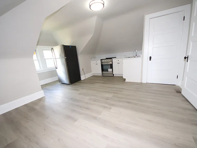 3309 Elgin Ave — Photo 37