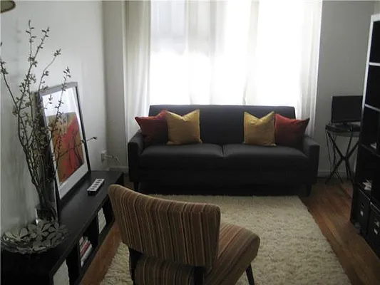 Rented by The Berkson Group | media 11