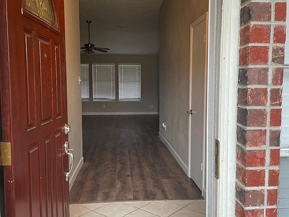2nd image of 4759 Widerop Ln