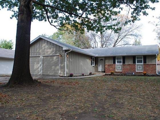 2nd image of 8309 Stark Ave