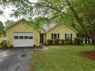 886 Adams Way Ct, Rural Hall, NC 27045