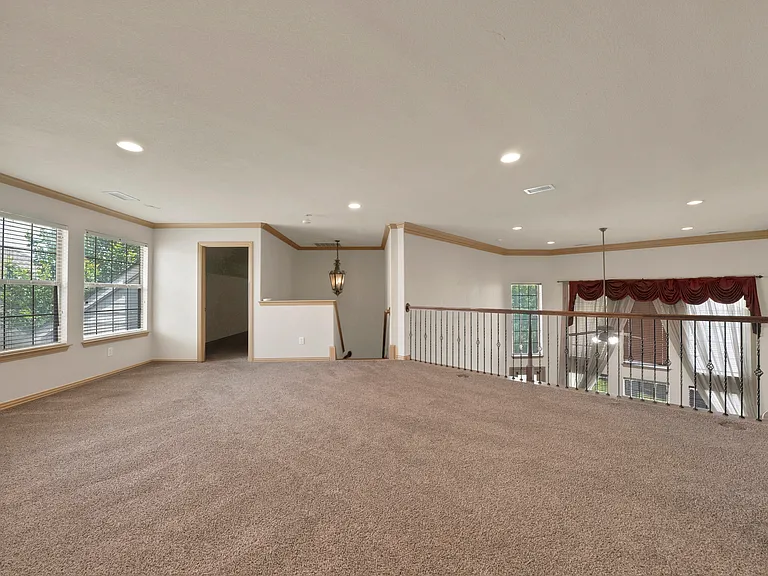2245 Homestead Ln — Photo 26