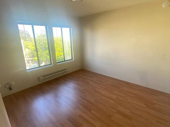 3rd image of 3514 25th St APT 202