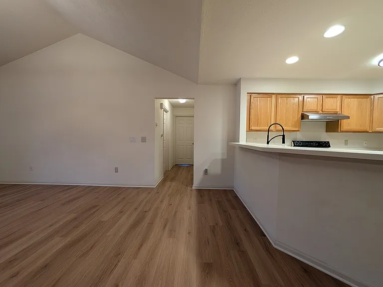 1561 Long Meadow Trl — Photo 17