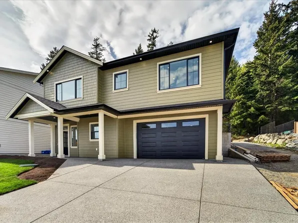 2584 Nickson Way, Sooke, BC V9Z 0Y7