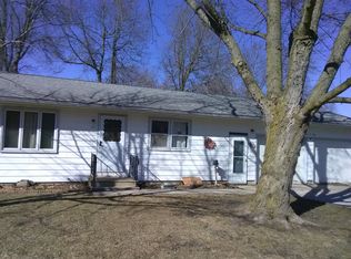 101 E Jackson St, Maroa, IL 61756