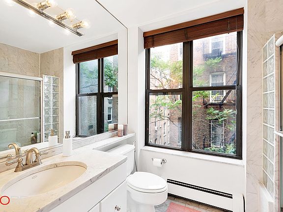 5th image of 317 W 95th St #D3