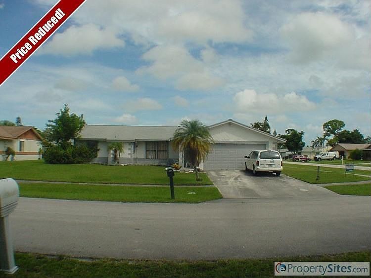 1st image of 8500 Raymond Dr