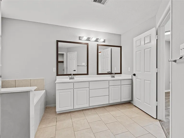 14423 Idylwild Wood Way — Photo 25