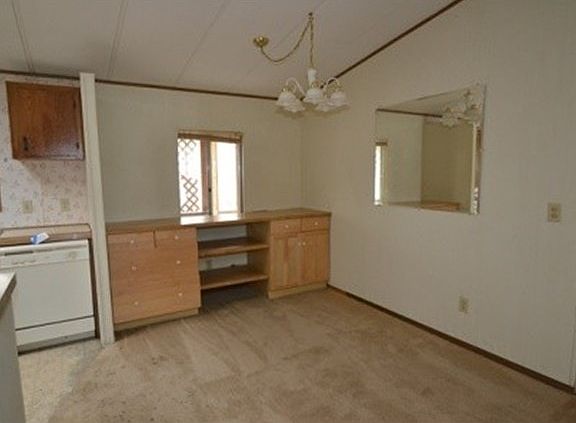 5th image of 201 NE Kimberly Dr
