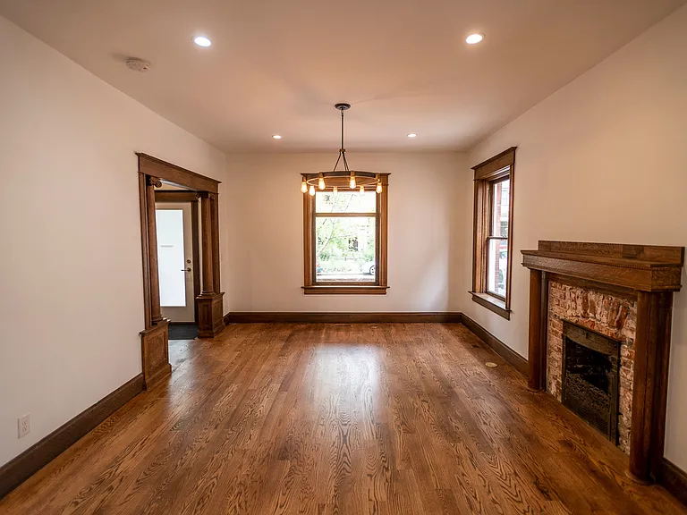 1351 N Marion St — Photo 3