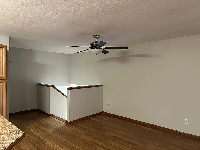 1843 Lachman Ave NE #1843 — Photo 5