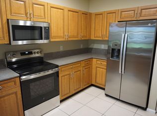 2030 Nassau Dr, Riviera Beach, FL 33404
