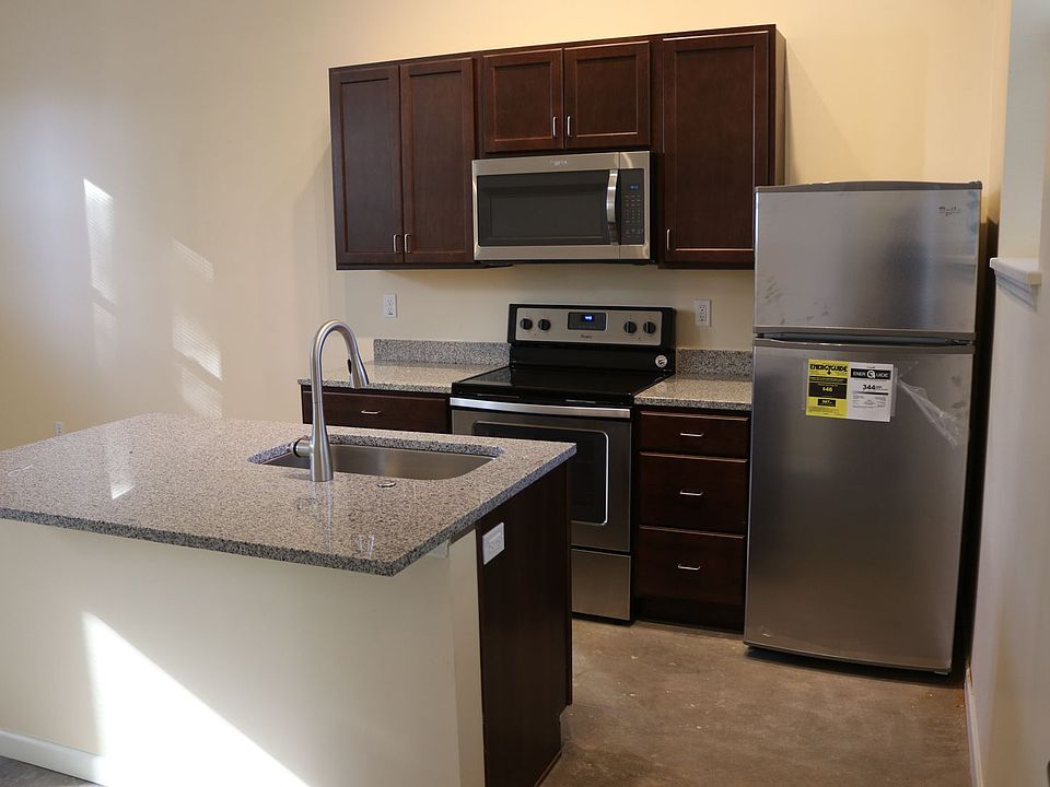 1st image of 3439 Park Ave APT F