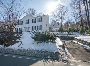 1609 Crompond Rd, Peekskill, NY 10566