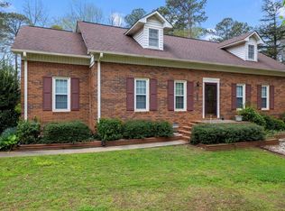 222 Chatham Dr, Greenwood, SC 29649