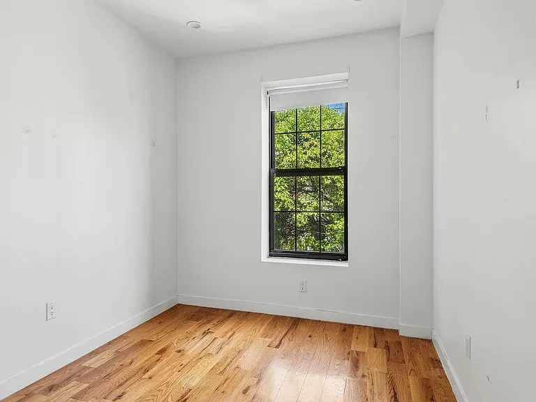 1663 Madison St #1L — Photo 6