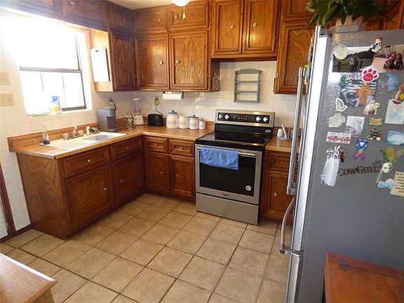 5th image of 225 County Road 536