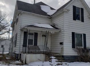 910 Forest Ave, Waterloo, IA 50702