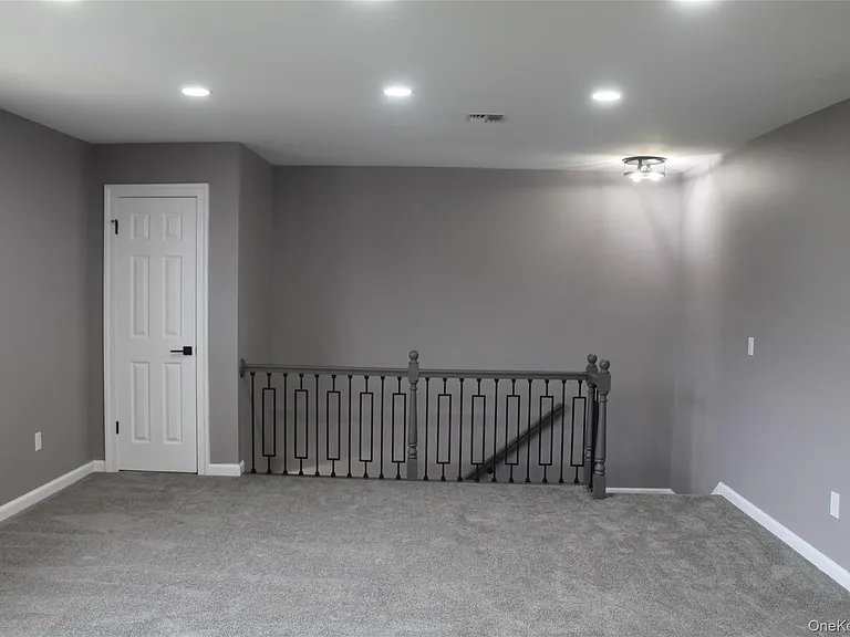 276 Temple Hill Rd #2410 — Photo 5