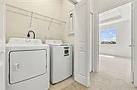 2530 SE 25th Dr - 2530 — Photo 4