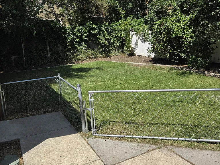 120 W Center St — Photo 16