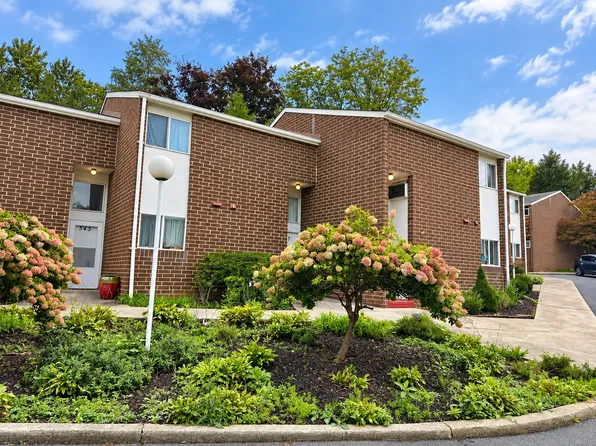 549 Easterly Pkwy, State College, PA 16801