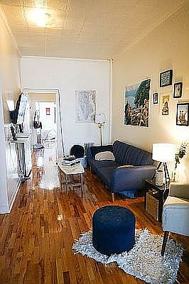 2nd image of 293 Jefferson St APT 3R