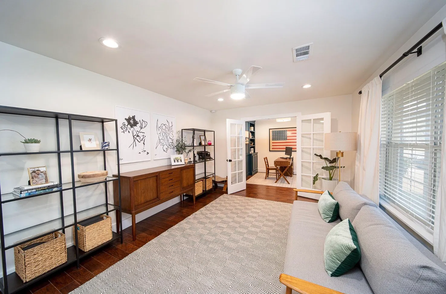 3 bed, 1766 sqft, $4,350 — Photo 3