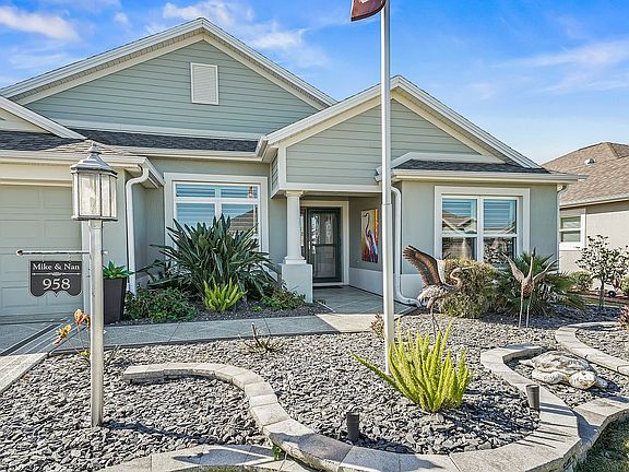 2nd image of 958 Ivawood Way