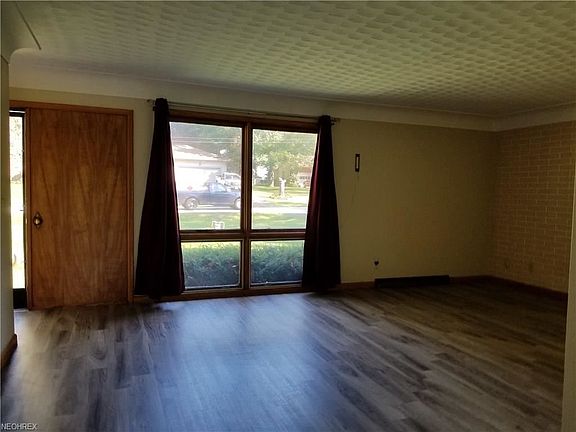2nd image of 3350 Weber Dr