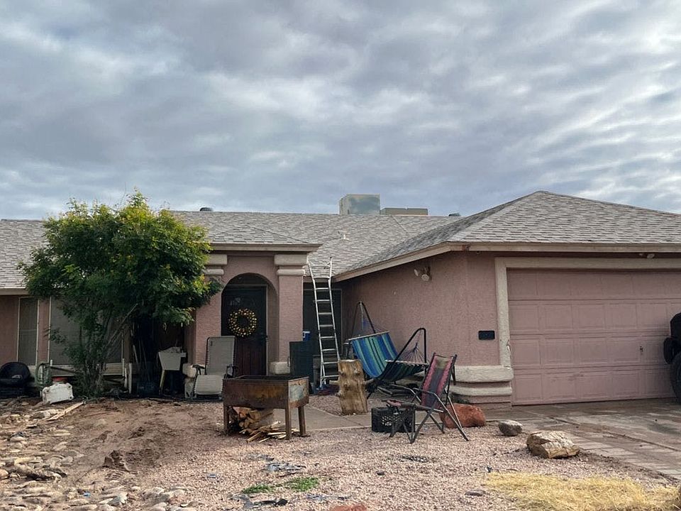 1st image of 429 E Echo Ln