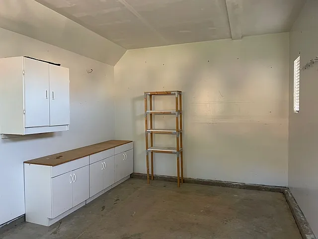 single car garage