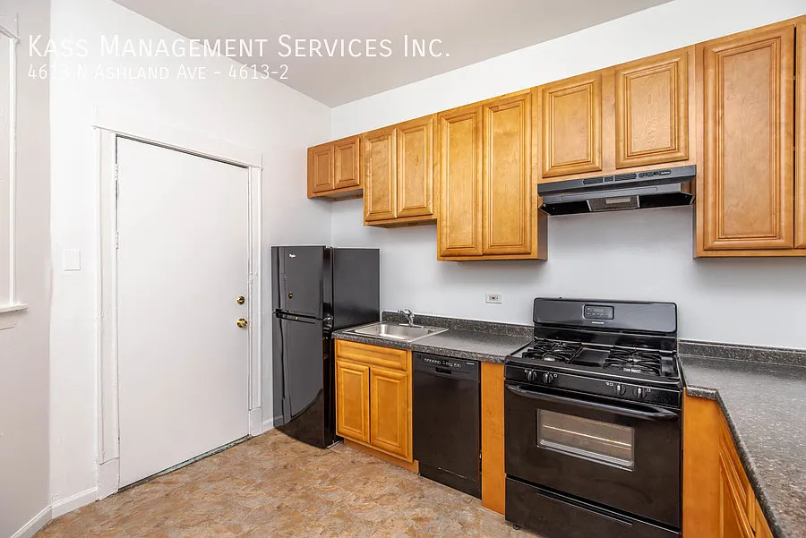 Building Photo - 4613 N Ashland Ave #2