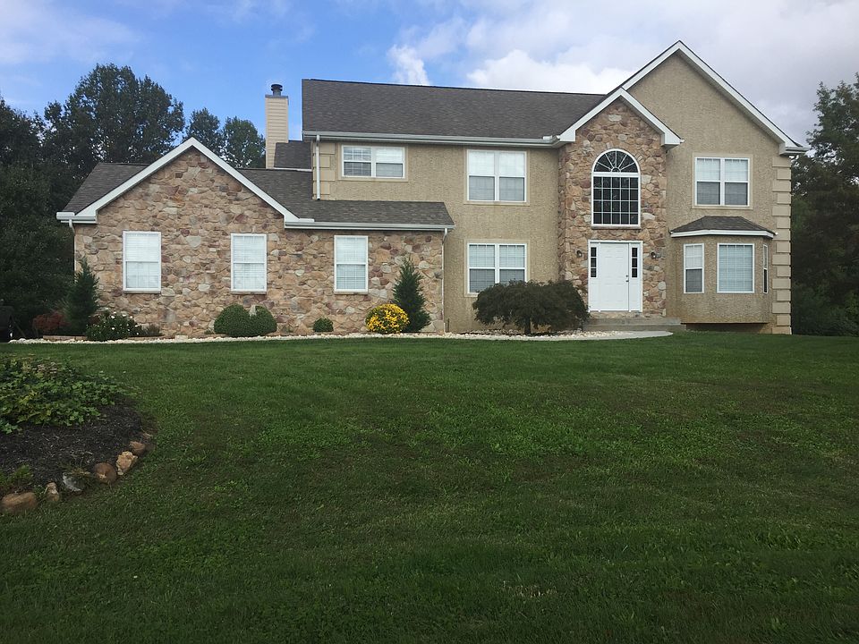 1st image of 42 Meadow Dr