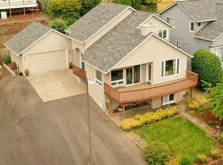 300 Spinnaker Way, Columbia City, OR