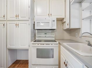 7880R Country Club Rd N, Saint Petersburg, FL 33710